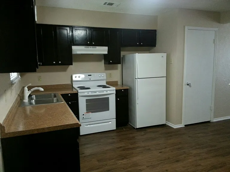 640 S Rogers Rd #646 — Photo 10