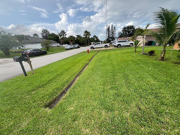 5th image of 4471 SW Hagaplan Street