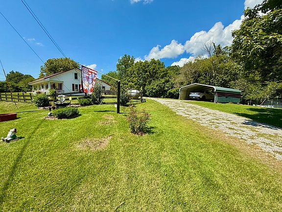 3rd image of 590 Webb Rd