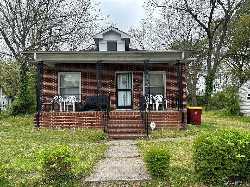 1st image of 1412 Custer St