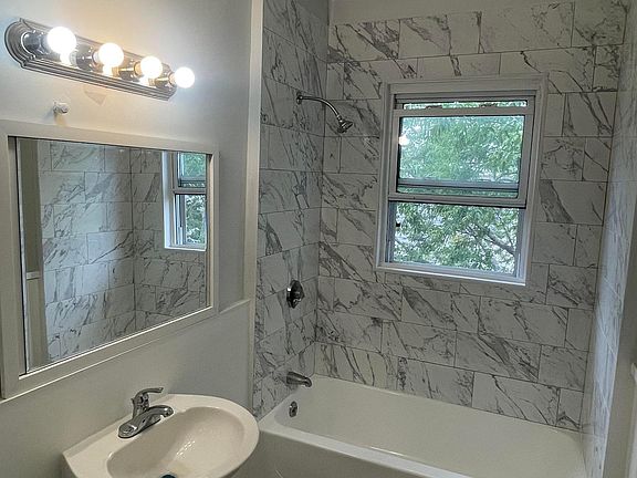 4th image of 1848 Acushnet Ave Unit 3