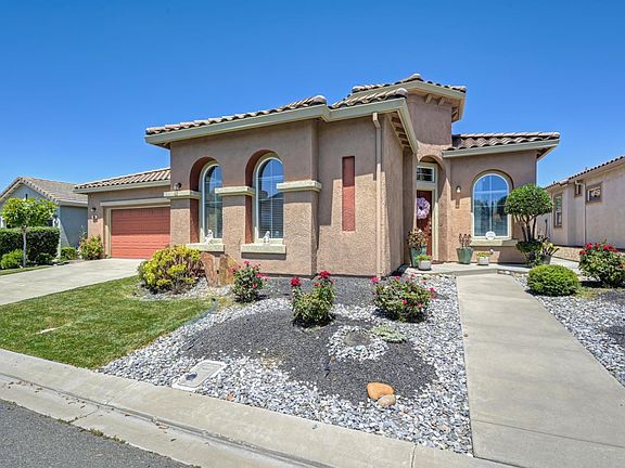 3rd image of 306 Cypress Dr