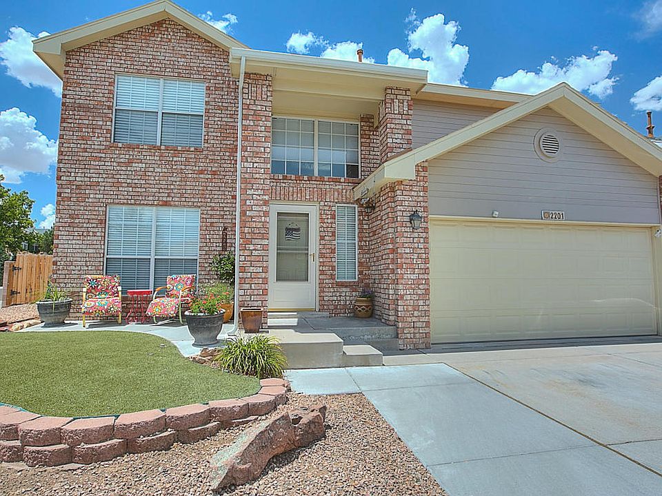 1st image of 2201 Sunstone Dr NW