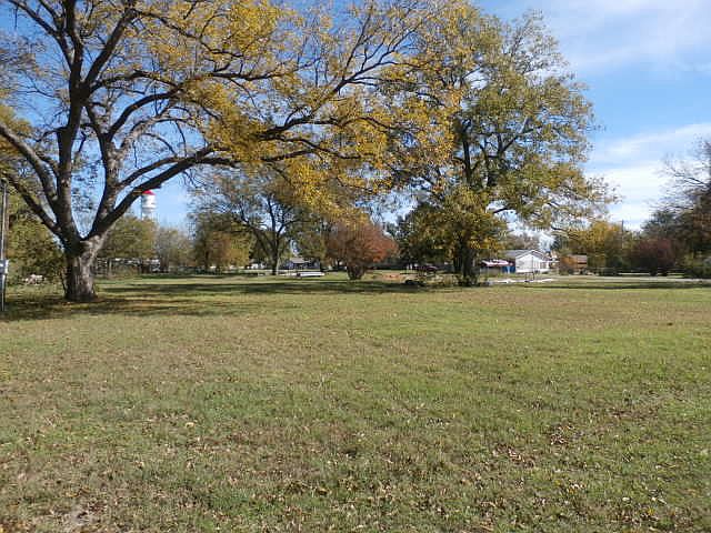 1 Acre Lot