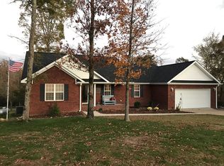 372 Creek Dr, Rainsville, AL 35986