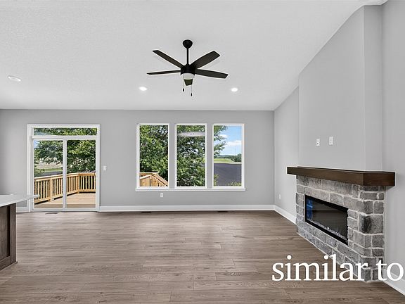 4th image of 1720 SW Sienna Ct