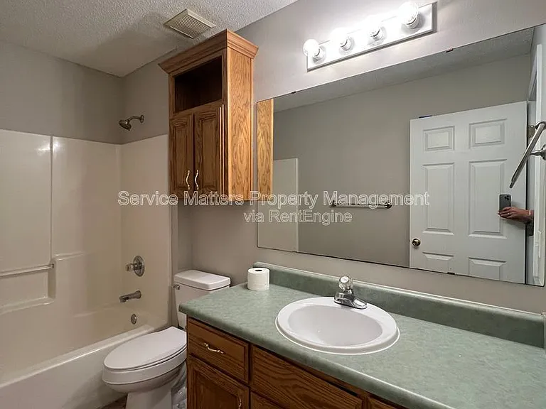 5959 Sleepy Hollow Ct — Photo 28