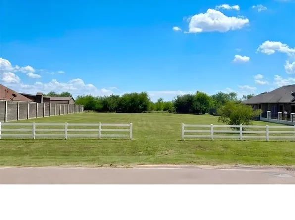 3548 E Davis Rd, Edinburg, TX 78542