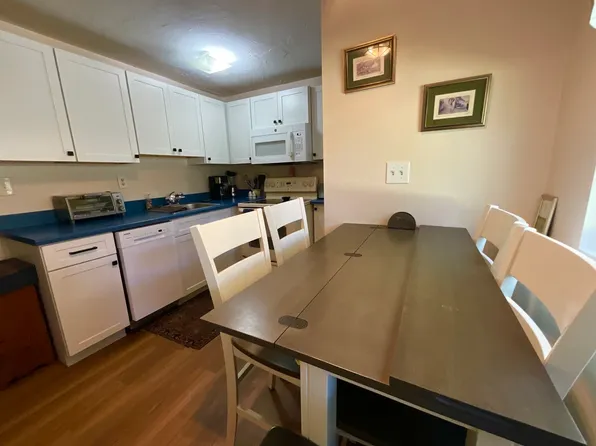 8 Tideview Path APT 7, Plymouth, MA 02360