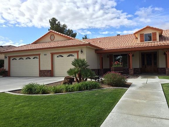 2nd image of 18011 Palm Dr