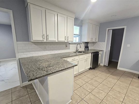 4th image of 9989 Leahy Rd
