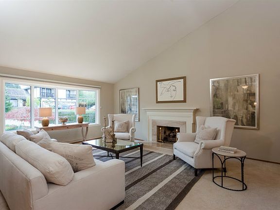 5th image of 2637 Wakefield Dr