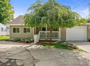 1730 Justin Ave NW, Grand Rapids, MI 49534