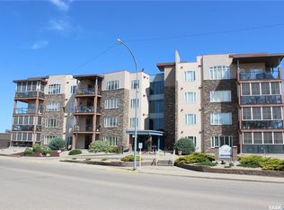 75 Souris Ave #104, Weyburn, SK S4H0C1