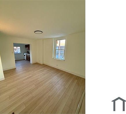 1st image of 759 Chartiers Ave #2R