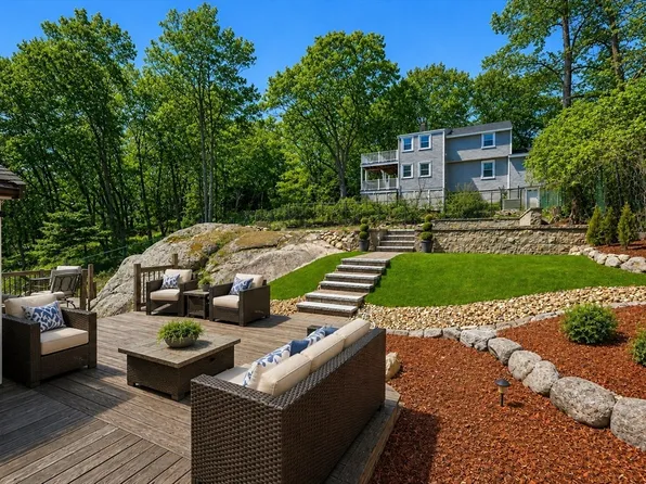 12 Bisbee Rd, Saugus, MA 01906