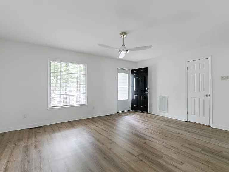 1704 Choate Pl #A — Photo 12
