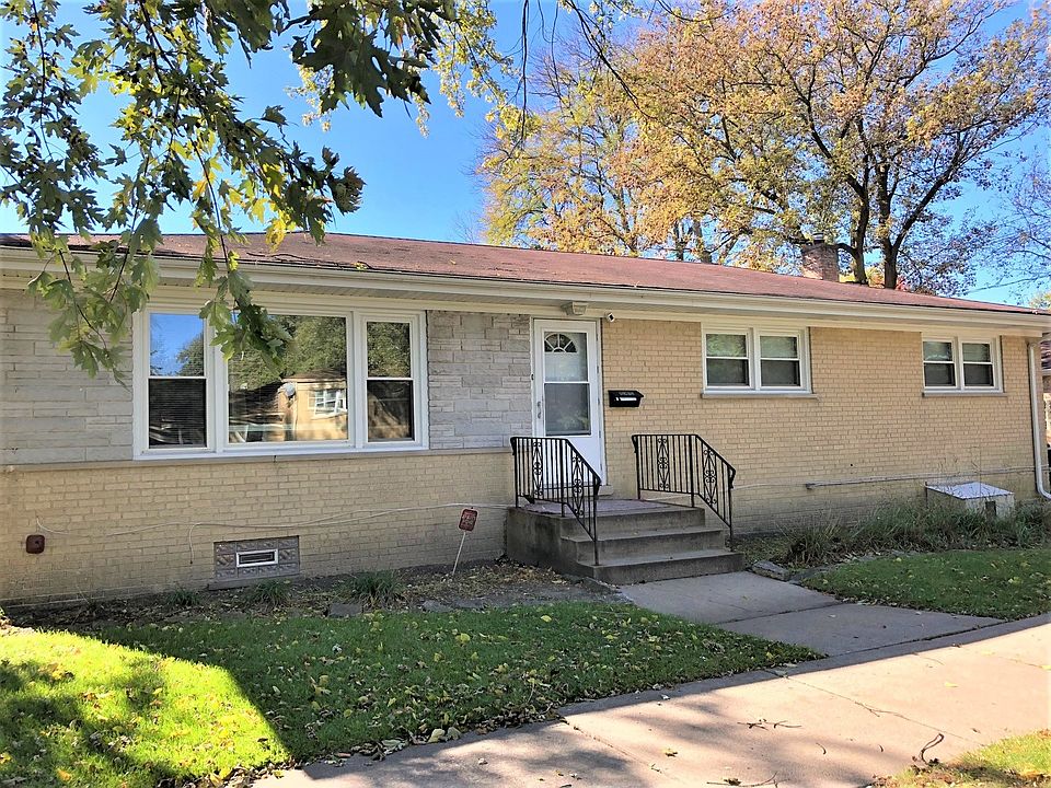 1st image of 645 Leclaire Ave
