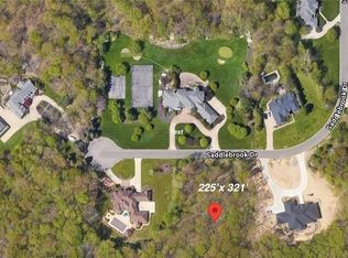 643 Saddlebrook Dr, Youngstown, OH