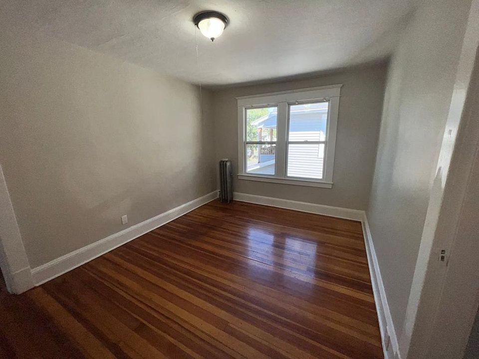 204212 Exchange St, Chicopee, MA 01013 204 Exchange St Chicopee, MA Zillow Apartments for