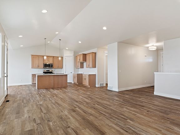 6th image of this home