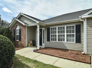 105 Oakpointe Dr, Lexington, SC 29072