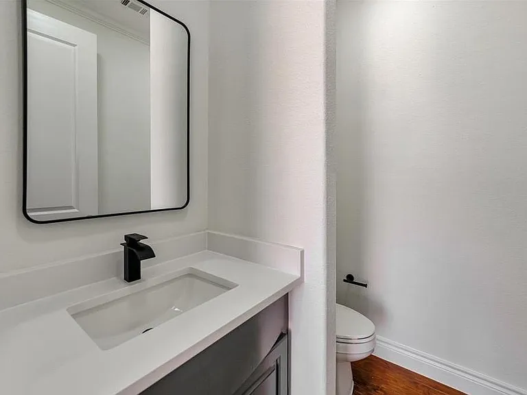 119 Capetown Ln — Photo 16