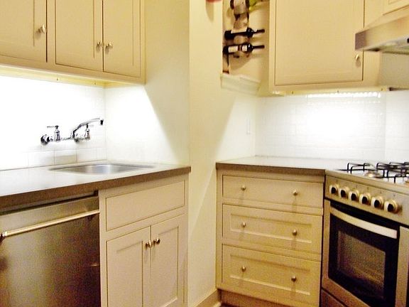 5th image of 503 E 83rd St #2A