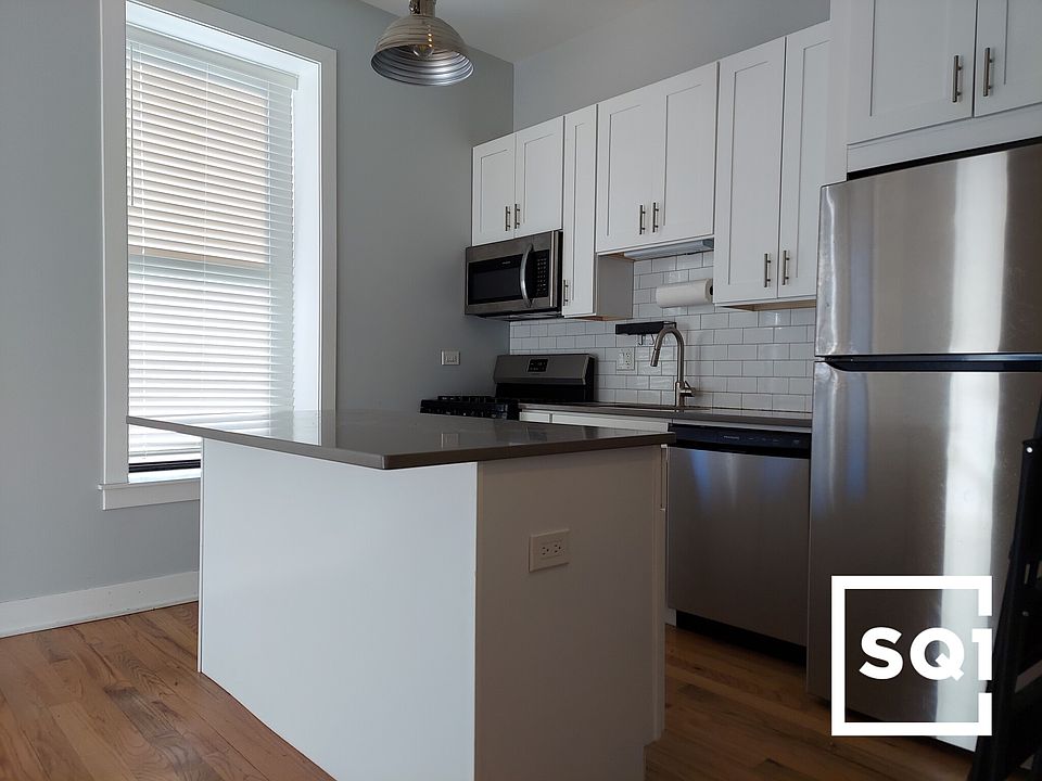 1st image of 354 W Dickens Ave #4-356