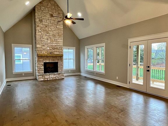 3rd image of 5043 Judd Way NW #6