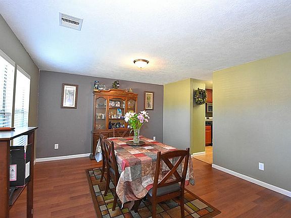 3rd image of 4211 Monticello Terrace Ln