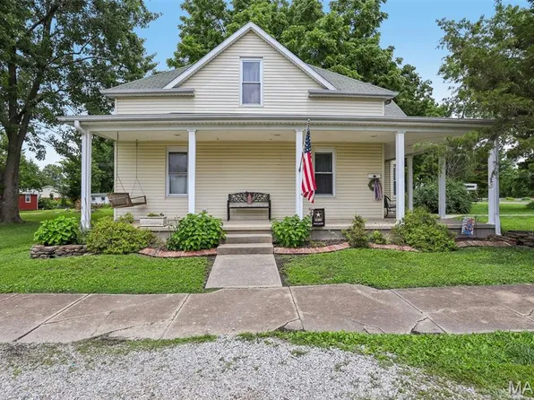 515 E 3rd North St, Mount Olive, IL 62069