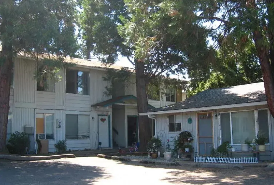 Woodland Park Apartments