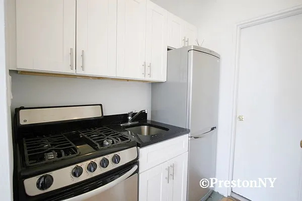 Rented by JM Preston Properties LLC | media 27