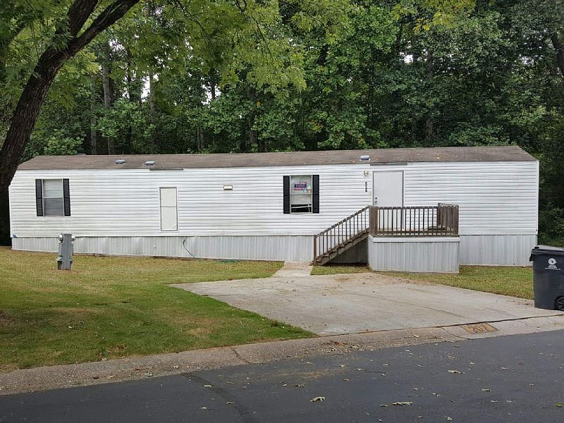 2nd image of 750 Six Flags Rd Lot 207