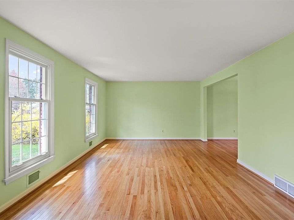 106 Valley Green Dr, Penfield, NY 14526 Zillow