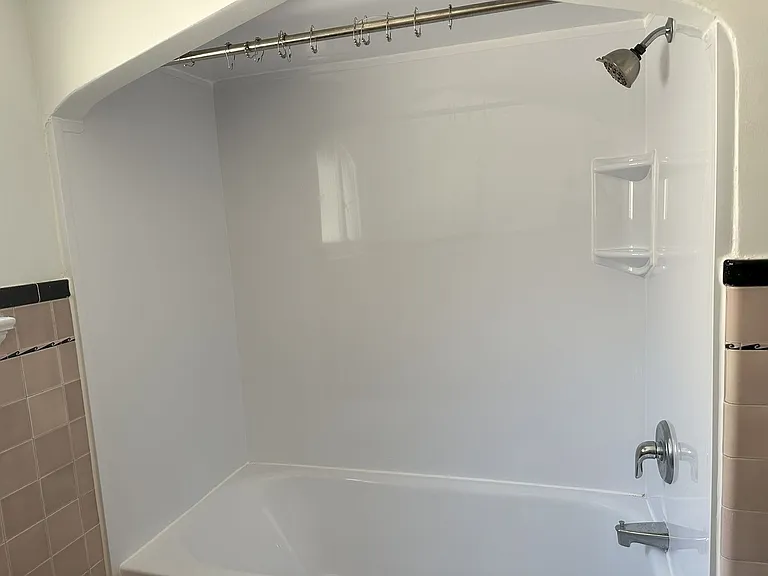 1328-1330 Martha Washington Dr — Photo 11