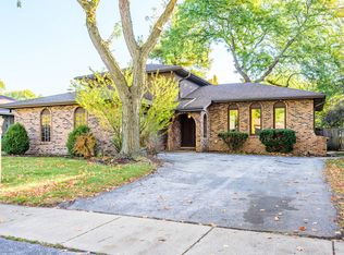 18409 Lange St, Lansing, IL 60438