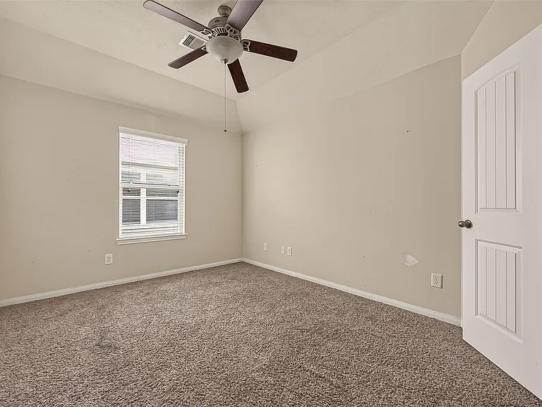 24906 Clover Ranch Dr — Photo 30
