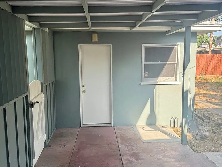 2613 A St — Photo 9