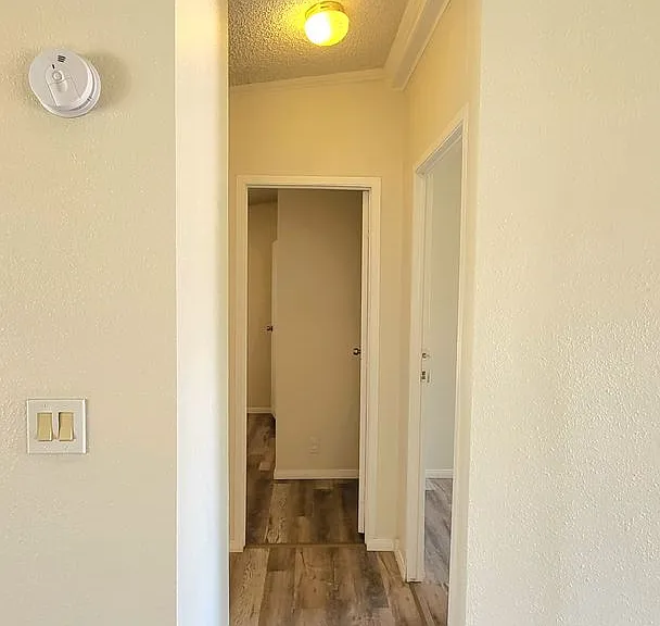 6720 Conestoga Pkwy — Photo 26