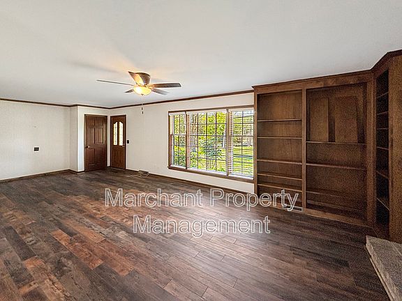4th image of 601 Fairview Church Rd