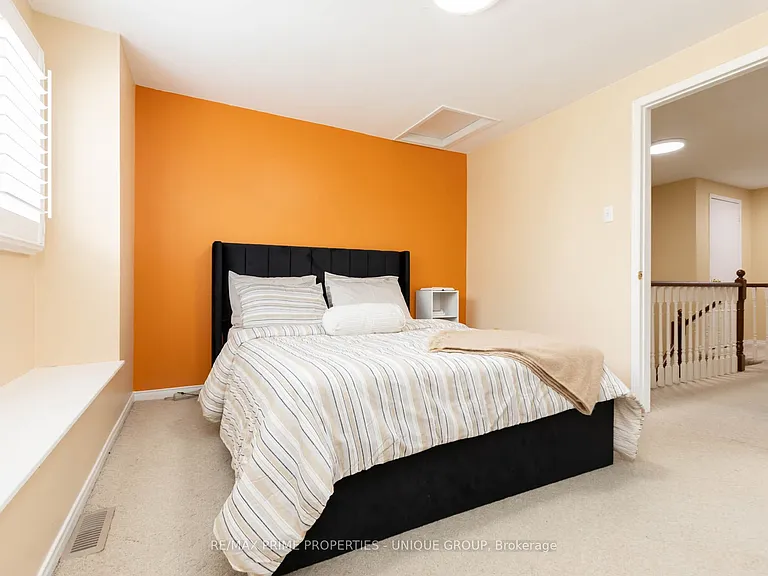 25 Pine Gate Pl — Photo 29
