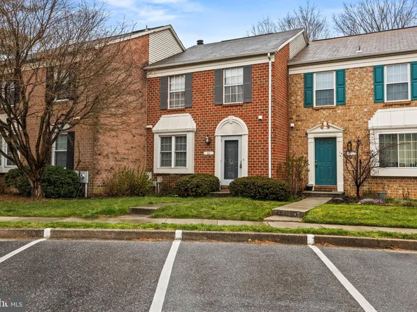10 Wellspring Cir, Owings Mills, MD 21117
