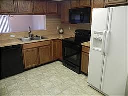 5th image of 14911 Wunderlich Dr APT 1011