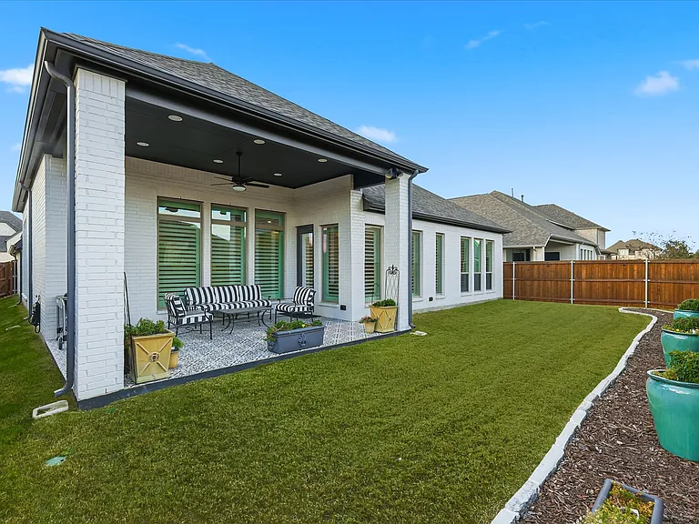 704 Pony Foot Dr — Photo 31
