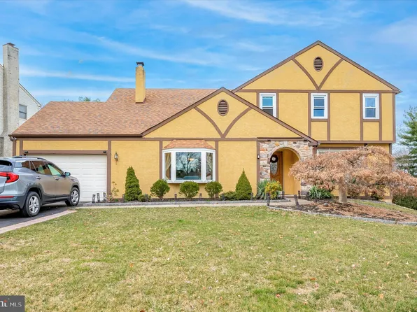 543 Newport Cir, Langhorne, PA 19053