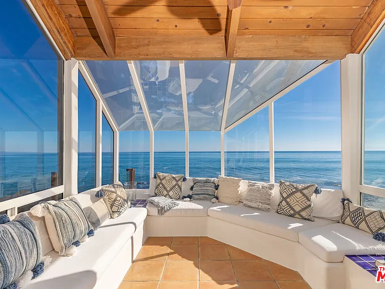 24408 Malibu Rd — Photo 17