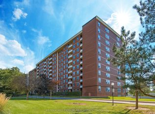 175 Hilda Ave #102, Toronto, ON M2M 1V8