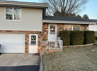 5112 N Isabell Ave, Peoria, IL